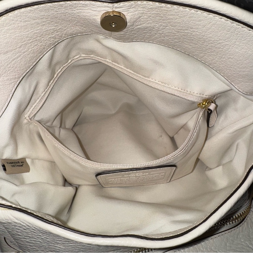 Coach Phoebe Pebbled Leather Shoulder Bag F35723 Bone Cream - Picture 8 of 16